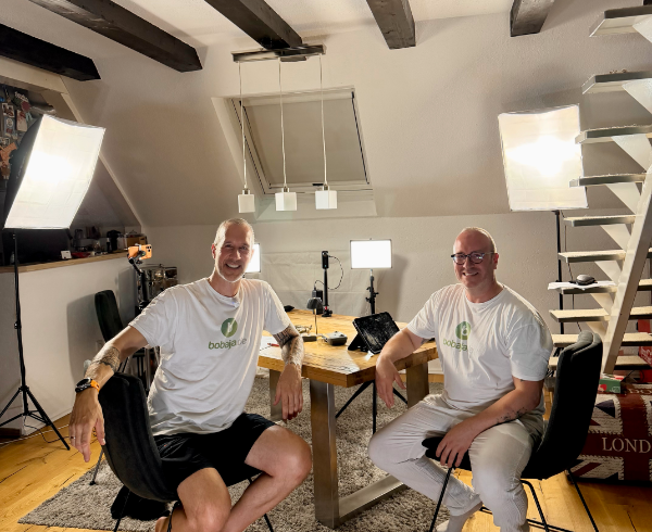 Bobaja Hosts chellerman und the normal guy